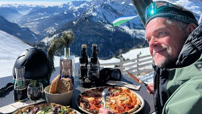 Skidresa till Val di Fassa i Italien under sportlovet � upplev Canazei och Sella Ronda med Tj�rnarpsbuss och njut av �kta italiensk pizza